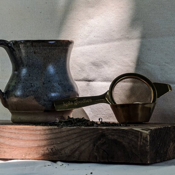 Tea Strainer - Picture 2 of 4